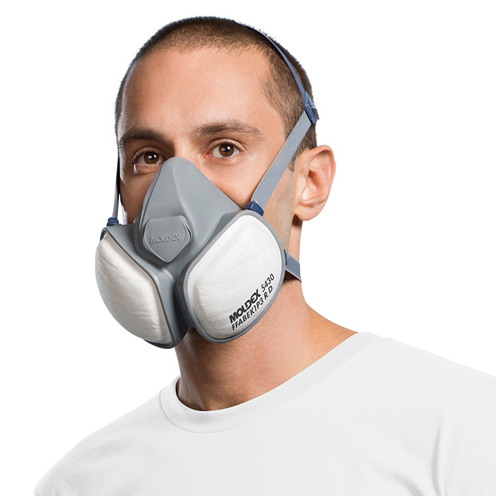 Uvex Atmeschutzsmaske angezogen